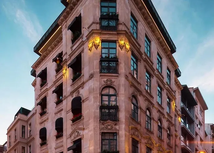 Galata M84